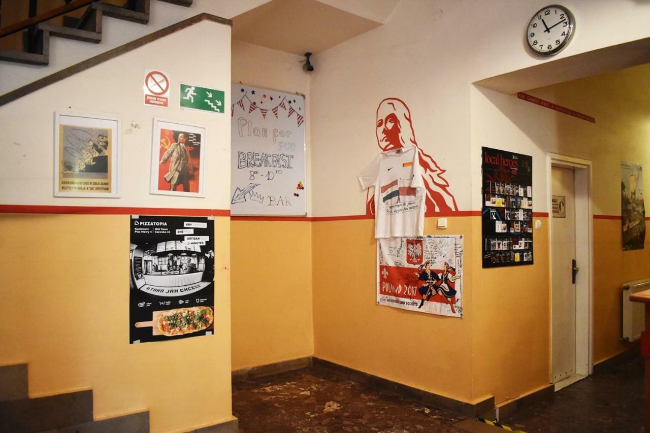 Good Bye Lenin Pub & Garden Hostel - Krakow — Фото 2